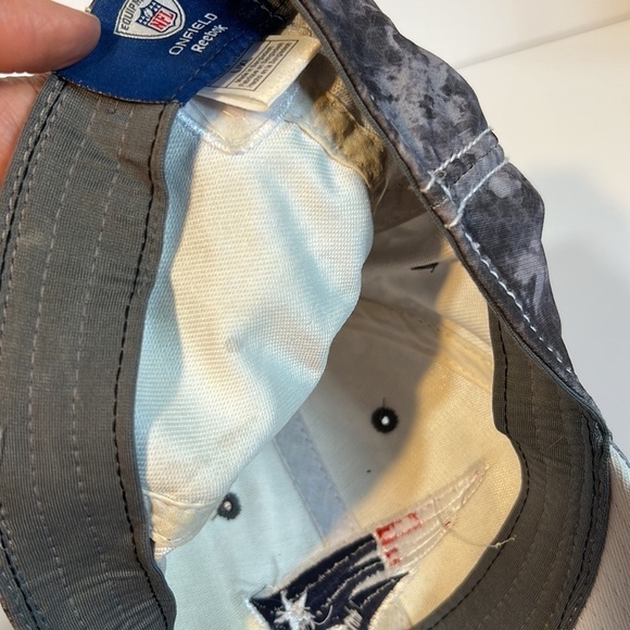 NFL Reebok New England Patriots Onfield Cap Size L/XL - Picture 10 of 12